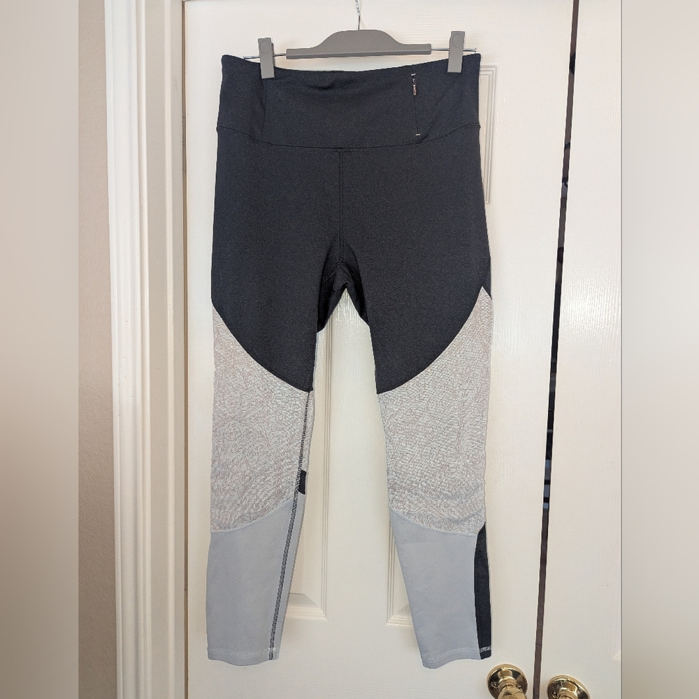 CALIA By Carrie Limited Edition Patterned Leggings